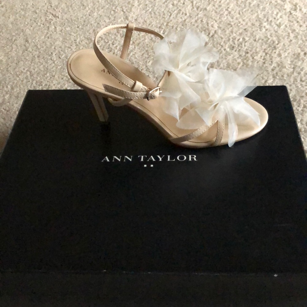 Sandal